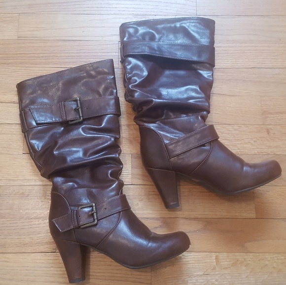 Madden Girl Shoes - Women's size 6 Madden Girl dark tan boot